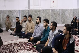 چهار روز آموزش، تجربه و فعالیت تشکیلاتی
