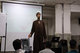 چهار روز آموزش، تجربه و فعالیت تشکیلاتی